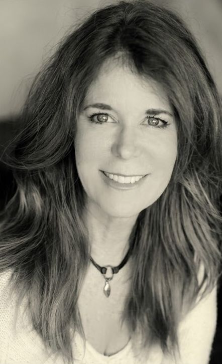 Portrait of Randi Owen.